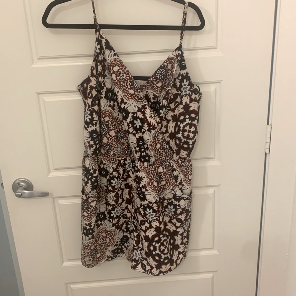 Romper with pockets! 1. State
